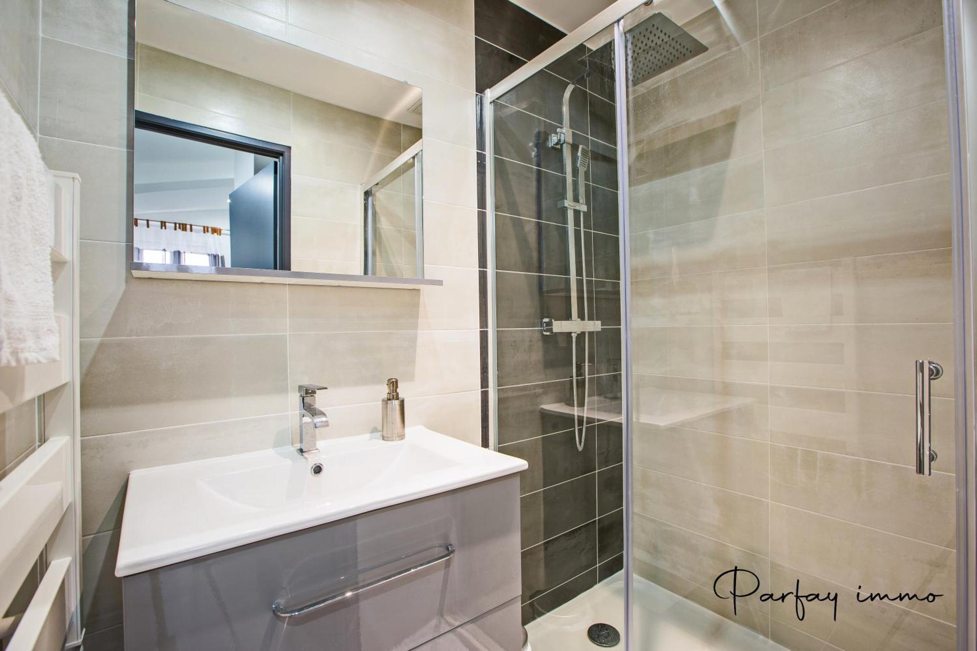 Agreable Et Moderne 2 Pieces ~ Confort Et Design Clermont-Ferrand Dış mekan fotoğraf